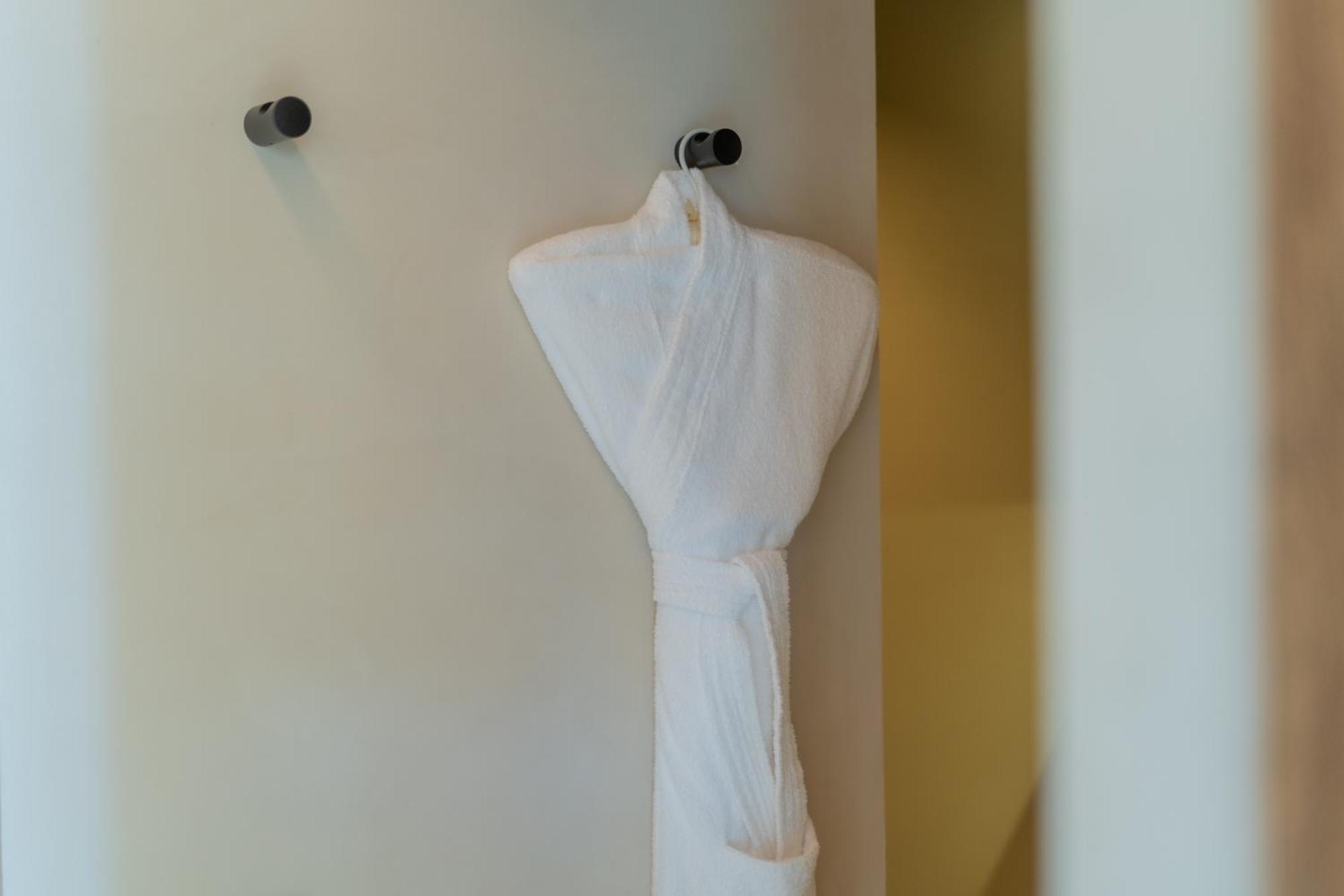 Hotel Indigo La Paz Puerta Cortes By Ihg Ngoại thất bức ảnh
